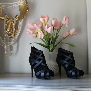 Dollhouse Vivianne Boots